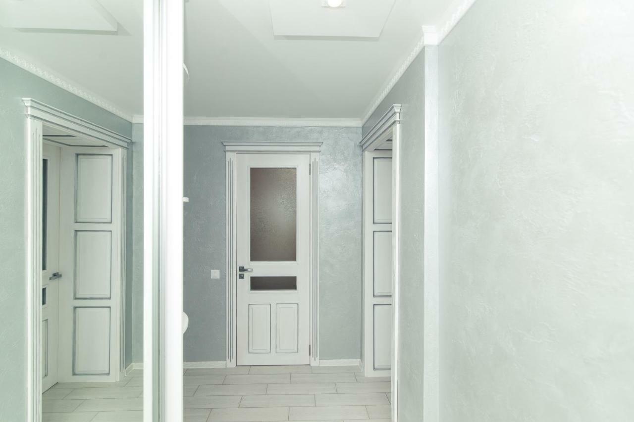 Luxury Apart-Hotel On Kondrateva Street Sumy Ngoại thất bức ảnh